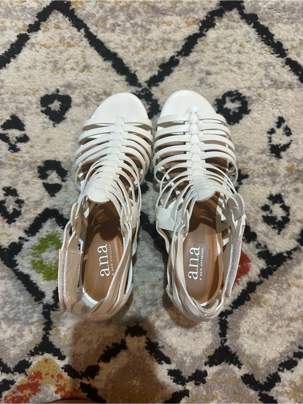 WEDGE WHITE HEELS - women’s